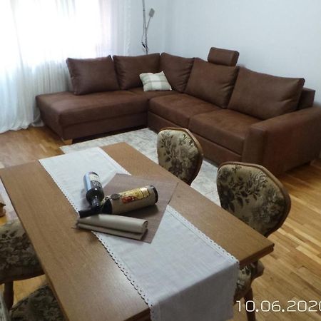 Walk Apartment Vukovar Exterior foto