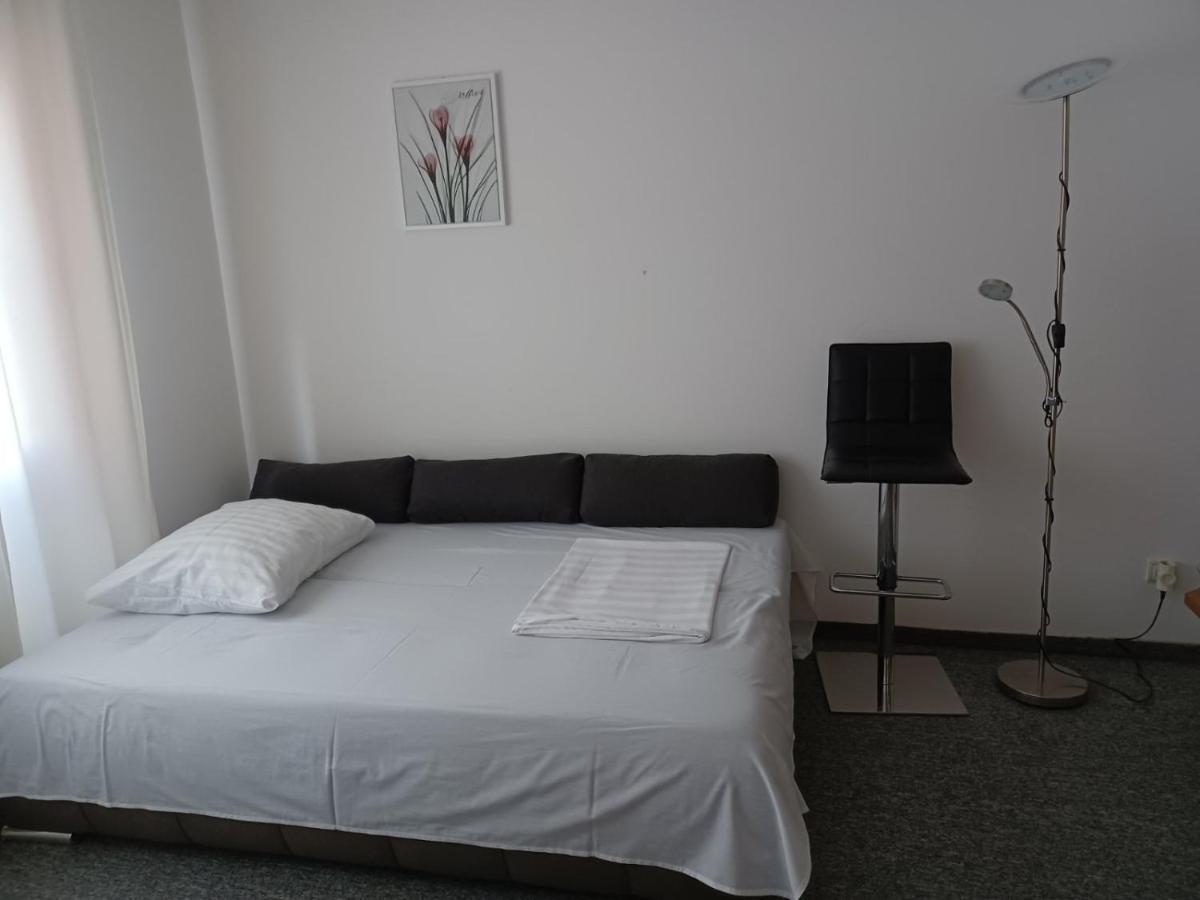 Walk Apartment Vukovar Exterior foto